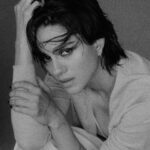 Sasha Calle Instagram - Thank you @behindtheblinds. My love to the beautiful team and Pedro Vasconcelos for the lovely talk. x Interview: @pedromvasconcelos Photography: @shanemccauley Styling: @carolinaorrico Hair: @hairbycandicebirns Make-Up: @cedricjolivet
