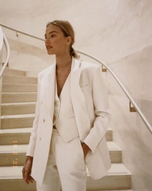 Sasha Luss Instagram - And I like large parties. They’re so intimate. At small parties there isn’t any privacy.

F. Scott Fitzgerald The Great Gatsby
P.S In love with this suit - @jacobleeofficial styled by my @ashleypweston