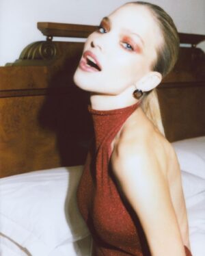 Sasha Luss Instagram - SASHAVERSE
@sashaverse.brand by my dearest @terexov