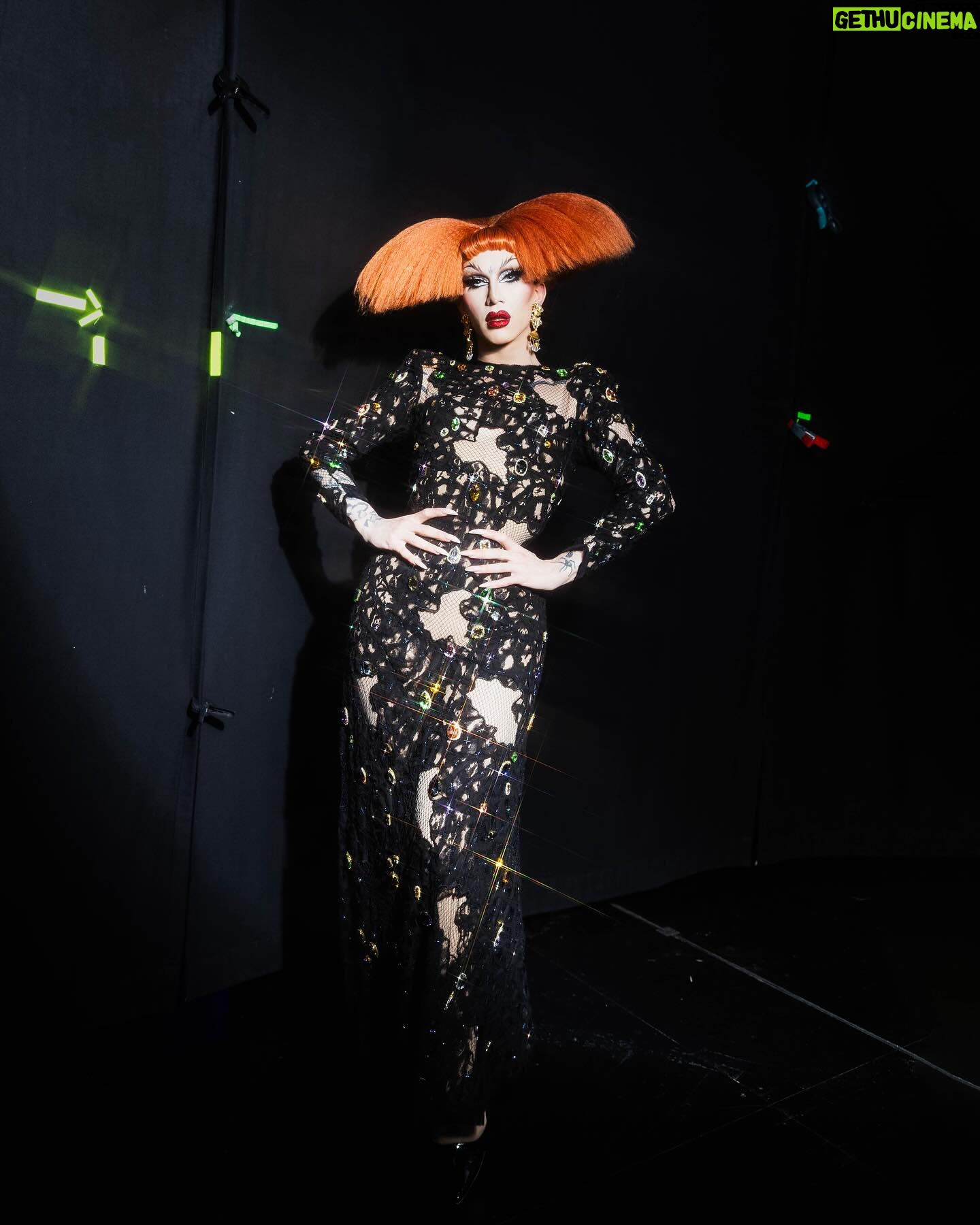 Sasha Velour Instagram - Adios, adieu, tschüss, ciao, byeeeee. Final night of the tour is tonight! I’ll miss this so much! It was a dream wearing these two incredible dresses from @analocking for my show last night in Madrid (including one of her Drag Race judging looks) and performing with the one and only @supremmedeluxe the night before in Barcelona. Still thinking about the brilliant acts brought by all our special guests this week: @marinaforev3r in Madrid, @tessatesticle in Zürich, and @moondragqueen in Genève. Legendary nights of drag! Love you 💖 Photos by @mettieostrowski