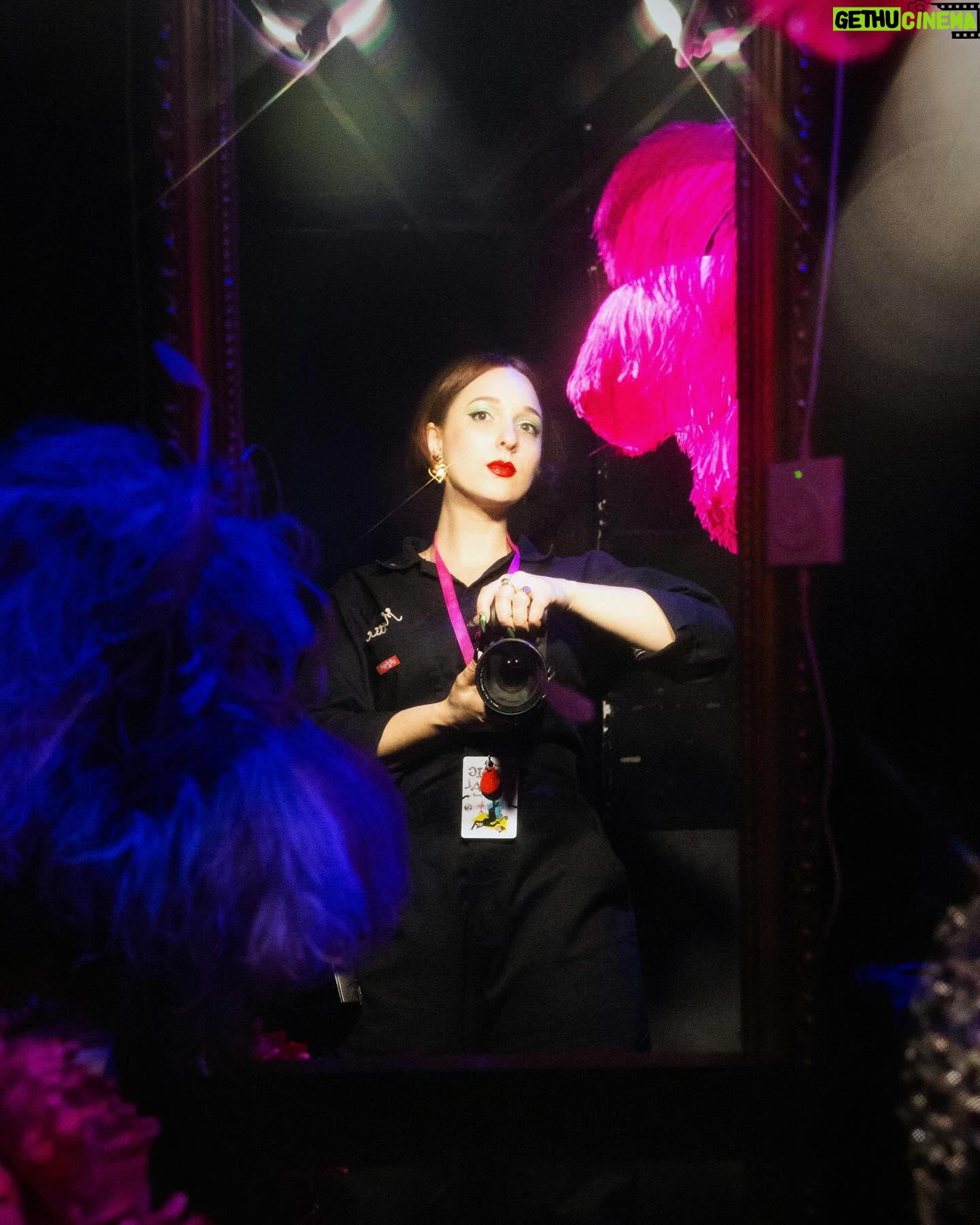 Sasha Velour Instagram - Let’s hear it for the amazing crew of The Big Reveal Live Show Tour!! Producer - Johnny Velour Technical director and lighting - Ettie Pin (@cosettepindesign) Company manager and stage crew - Nicole Lutz (@the_nicole_lutz) Merch manager and stage crew- Zoe Ziegfeld (@zoeziegfeld) Electrics and Spotlight - Rodney Perez (@mc.casita Photographer and front of house - Mettie Ostrowski (@mettieostrowski) Naps and kisses - Vanya Velour (@vanya.velour) Yeah they are hot. 📸: @mettieostrowski