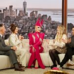 Sasha Velour Instagram - Dream moment of my life on the @thedrewbarrymoreshow talking about drag, friendship, and @werehere Season 4! Thank you Drew, @helloross, @meghantrainor, and @chrisolsen for welcoming me onto the couch, I’ll never forget it! Thanks to @thestevewarren, @johnnieinstagram, @HBO, @witchhousepr for making it all happen! Wearing @diegomontoyastudio 💖