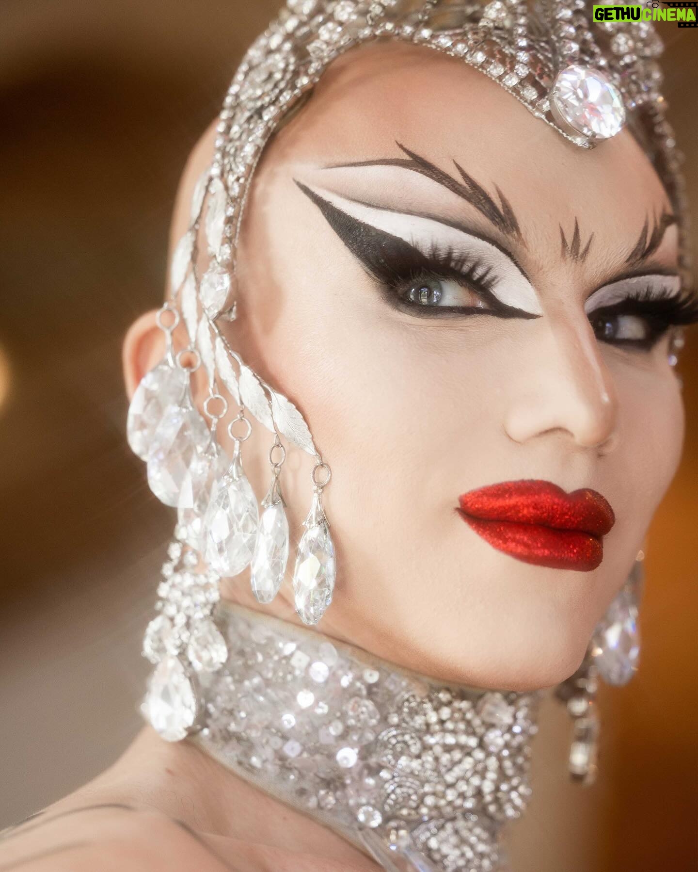 Sasha Velour Instagram - Looking camp right in the eye 👀 Episode 2 of @WereHere was intense, let me know what you thought in the comments! Watch now on @hbo @streamonmax Photos by @gregendries Wearing a silver @diegomontoyastudio and @sorrelloriginals collaboration from Pride 2019—one of the most glamorously gay outfits I could think of to show up for Murphreesboro TN’s queer community!
