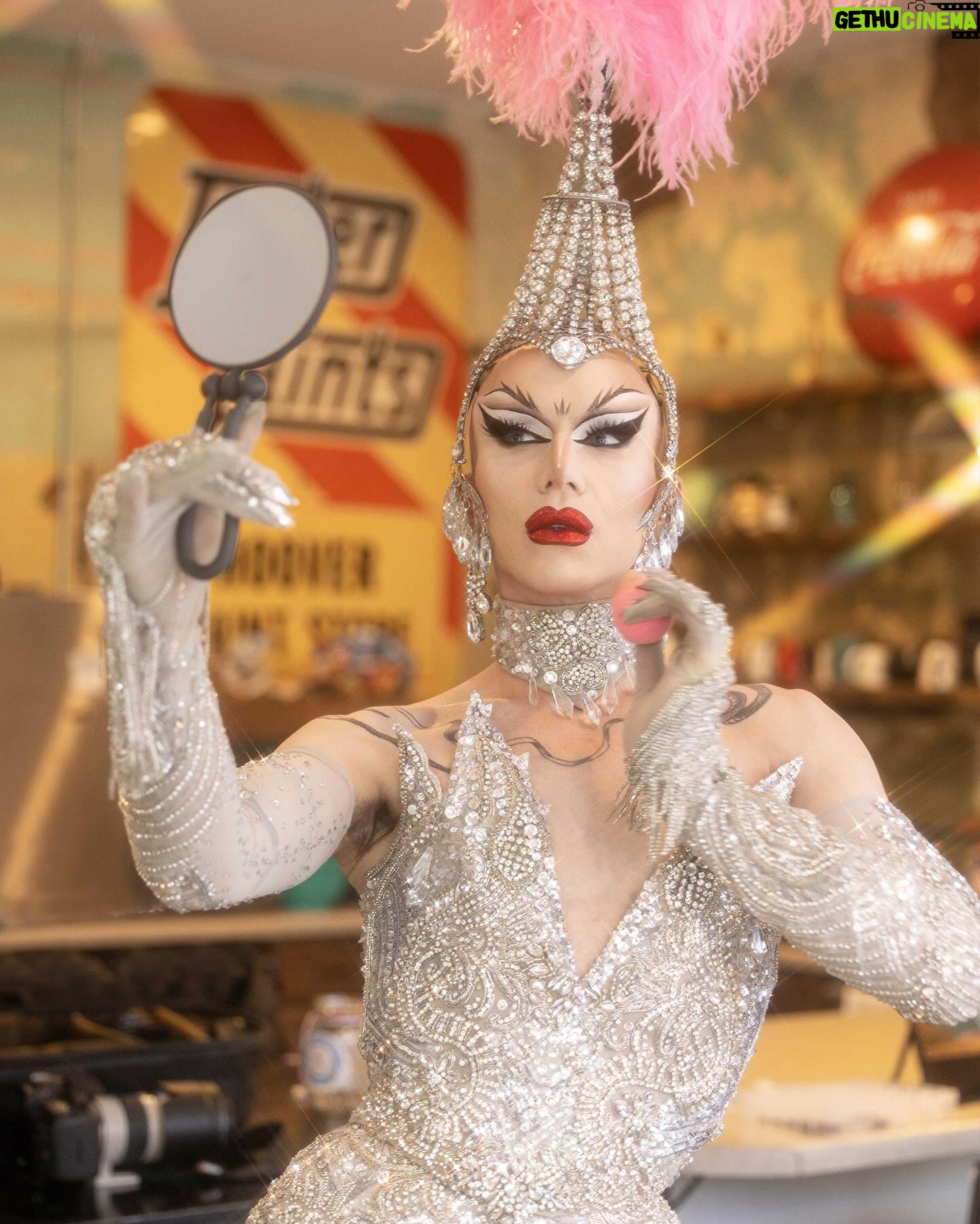 Sasha Velour Instagram - Looking camp right in the eye 👀 Episode 2 of @WereHere was intense, let me know what you thought in the comments! Watch now on @hbo @streamonmax Photos by @gregendries Wearing a silver @diegomontoyastudio and @sorrelloriginals collaboration from Pride 2019—one of the most glamorously gay outfits I could think of to show up for Murphreesboro TN’s queer community!
