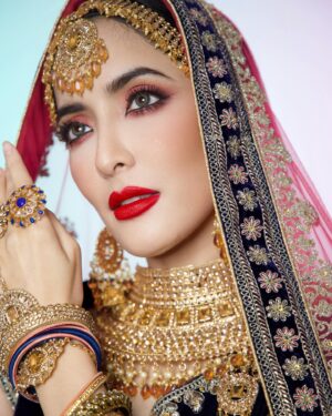 Savika Chaiyadej Instagram - #pinkysavika #พิ้งกี้สาวิกา #asokamakeup #indianmakeup #makeup #thailand #actress