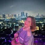 Savika Chaiyadej Instagram - Happy new year 2024 มีความสุขตลอดปีตลอดไปนะคะ 🩷 #happynewyear