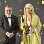 Sawsan Badr Instagram - مبروك ميلاد مهرجان بردية لسينما الومضة واتشرفت بتكريمى فى دورته الأولى والتى حملت اسم المخرج الكبير عاطف الطيب وسط اساتذتى الفنانين الكبار ..مبروك دكتور عزة ابو اليزيد مؤسس المهرجان .. شكرا دكتور شريف جاد والمركز الثقافى الروسى لاستضافته حفل الافتتاح .. كل الشكر للكاتب الكبير عبد الرحيم كمال رئيس المهرجان ودعواتى بالنجاح والتوفيق ❤️❤️🌺🌺