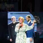 Sawsan Badr Instagram - سعدت بتكريمى من مهرجان ميدفست فى دورته الخامسة .. شكرا دكتور مينا النجار .. دكتور خالد على لاهتمامكم بدور الفن وتأثيره على المجتمع .. بالنجاح والتوفيق دايما @medfest.egypt @khaled_el_hagar @minaelnaggar