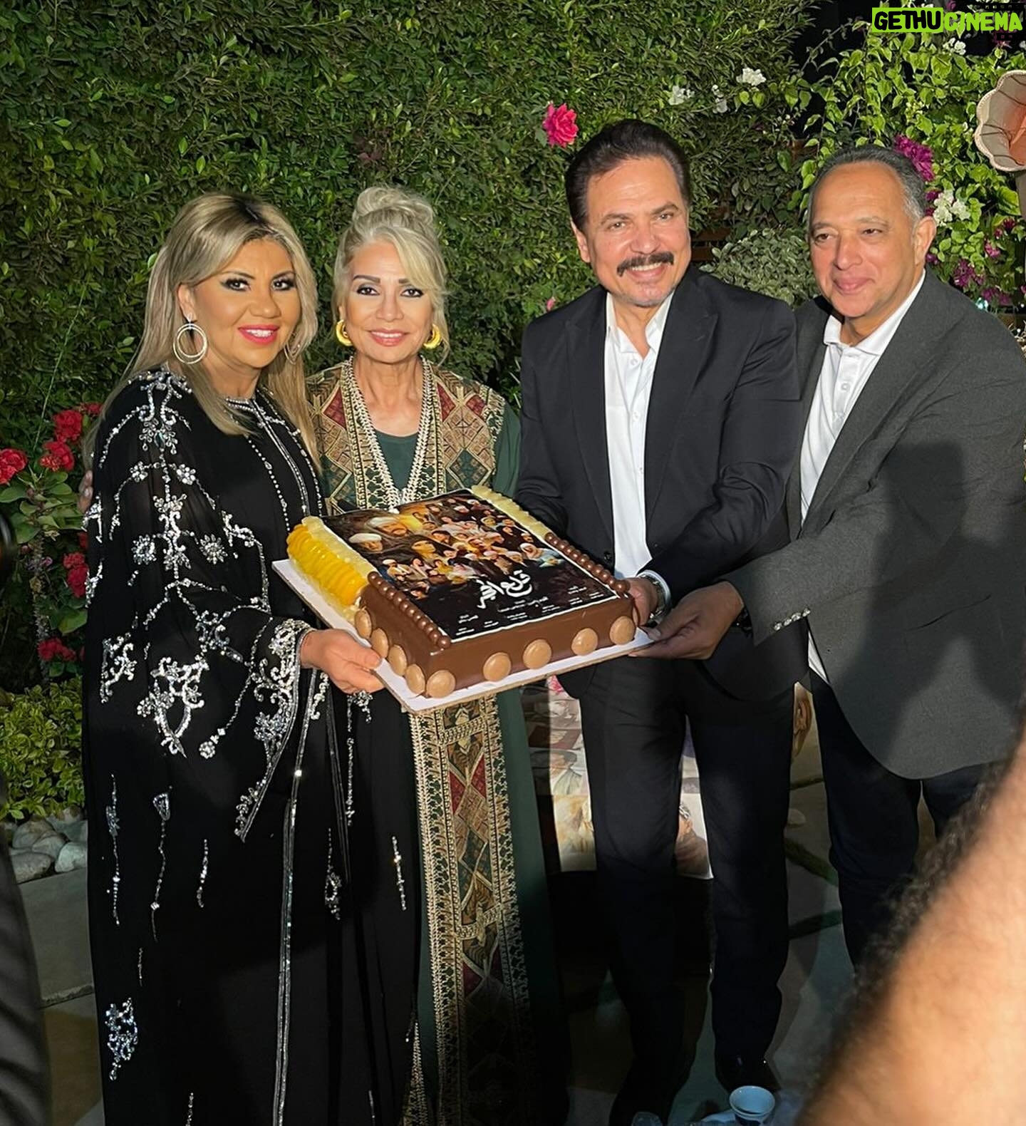 Sawsan Badr Instagram - مع بوسي ❤️ @boosy17 شعر @islamzakisalon stylist@ @mai.e.gandy
