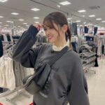 Sayuri Matsumura Instagram – 🍎

「サスティな！」
新内眞衣ちゃんと
しまむらさんでロケしました🫶

大好きなまいちゅんとロケ楽しかった〜❤️
しまむらさん凄いでした🥳

二枚目からは
全身#しまむらコーデ