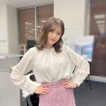 Sayuri Matsumura Instagram - 🍎 #カンテレ　さんにて #極限夫婦 今夜0:40〜 第一話放送開始です！！！！ イライラしてほしい〜！🥹笑 私演じる桃子ちゃんはどうなってしまうのか！？ 観てくださいね〜！