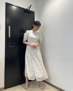 Sayuri Matsumura Instagram - 🍎

サンデージャポンさん

ありがとうございました！

またロケに行きたいです🍎

#桜の花びら探しポーズ