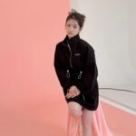 Sayuri Matsumura Instagram - 🍎 LANTINAM VALENTINE Collection スポーティカジュアルなアイテムも登場しております♡ うちのいとしくん撮影頑張ってくれたのですが 何だか表情が…😗♡