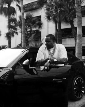 Sean Kingston Instagram - Can’t be chasing money wit the wrong approach! حب كثير