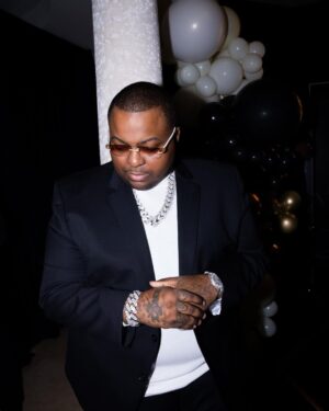 Sean Kingston Instagram - 2023 🎆 Big Blessings & Love