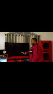 Sean Kingston Instagram - Wrote one of the biggest songs on my bro @chrisbrownofficial new album 💿 11:11 out now!! “Sensational” ❤️‍🔥🔥🔥 #bigblessings