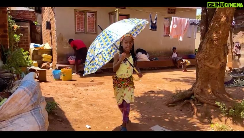 Sean Kingston Instagram - My New single “Rihanna umbrella” hits different with these young legends @ghettokids_tfug 🔥💚