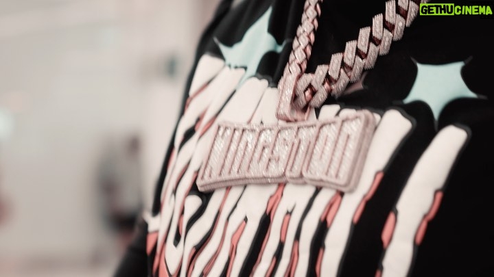 Sean Kingston Instagram - 1st Day Of Tour! Ready 2 Rave Seattle‼️ Seattle, Washington