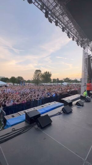 Sean Kingston Instagram - Killed it in Ohio!!. Jamaica 🇯🇲🇯🇲up next!’ 👑💯