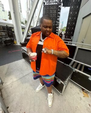 Sean Kingston Instagram - Time Is Money 💰