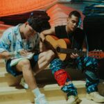 Sebastián Villalobos Instagram - ¿Cómo me olvido de tu nombre? ¿Cuándo respondes? He intentando olvidarte y no encuentro dónde. ———————————— ¡¿YA VIERON EL VÍDEO DE CLÁSICO?! ❤️ VAYAN A VERLO EN YOUTUBE, EN ESTOS DÍAS SUBO EL BEHIND THE SCENES AL CANAL TAMBIÉN!! ✨🎥