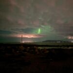Sebastián Yatra Instagram - Cada parte de esta canción es especial para mí. Tiene magia de verdad. Desde el momento en que la empezamos a escribir juntos en una tienda de instrumentos en Reykjavík, durante los viajes en carro donde la termínanos, hasta que cerramos el video en Akureyri, ha sido un viaje increíble @aitanax ✨ gracias por creer en mí y por ser la mejor compañera escribiendo, MUY clara cuando no te gusta algo (como siempre) jajajaj y saliendo con frases y melodías que hacen que “akureyri” sea tan honesta… te admiro ♥️🥹 @felixbollain gracias por creer en la canción y crear un video que superó todas nuestras expectativas (y por aguantarme tanta insistidera de ir a grabar la toma de la cascada)🤯📽️ @andrestorres y @calidandee gracias por ayudarnos a llevar el tema donde merecía llegar, qué alegría haber podido ser parte de la producción con ustedes. Hay un equipo enorme detrás de este proyecto y estoy agradecido por todo su apoyo. Cuéntennos qué sintieron al escucharla y a dónde los transportó Akureyri. 🧊❄️✨