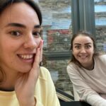 Seda Bakan Instagram - İyi ki doğdun Sevil’im. İyi ki hayatımızdasın. Seni çok seviyorum. Hayat sana ve ailene olabilecek en iyi günleri, sağlıkla yaşatsın ❤️ iyi ki varsın. İyi ki benim yengemsin, ablamsın, kardeşimsin… @bakansevil 💐