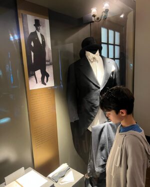 Sedef Avci Instagram - 1.5 güne Ankara sığar mı bilmem ama @ankarahiltonsa ekibi bize harika bir program yaptı. Can karnesini aldı ve biz Ankara’ya yola çıktık. @ankarahiltonsa şehrin tam merkezinde pek çok yere yürüme mesafesinde.Kızılay, Kuğulu Park ,Atakule… Hepsinde çok anım var… Ama meclislerimizi gezme fırsatım olmamıştı hiç. İnsan çok duygulanıyor gerçekten. Bu güzel tatil için tüm @ankarahiltonsa ailesi ve @beyzobeyz e teşekkür ederiz.

#işbirliği 
#brandambassador 
#hiltondayiz