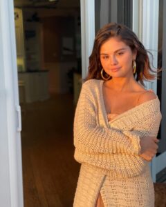 Selena Gomez Instagram - homesick