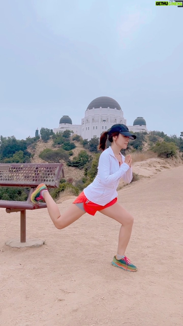 Selena Lee Instagram - 其中一個最有效提升緊致Pat Pat 的運動。💪🏻 Keep fit! Keep fit! 要keep 先會fit. 😜 想李分享其他keep fit知識,留言話我知啦。 Women who look great in yoga pants do more LIFTING than YOGA! No sweat, no beauty. No squat, no booty! 😉 #workit #selenalee #bootybuilding #betterandbetter #successsanctuary #李施嬅 #同李分享 #健康運動 #保養分享 @titikaactive