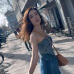 Selena Lee Instagram - 春天的逗留太短暫喇。趕住去邊呢？ 😌 #我愛的春天 Why did spring leave so soon? Where did it rush off to? Winter-Summer-Repeat 😅 #lovespringweather #ootd #denimOnDenim #selenalee #springfashion #DressToImpressYourself #李施嬅 #街拍