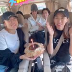 Selena Lee Instagram - 要喺車入面搞個生日蛋糕驚喜，真係唔容易！ 就係為咗見到寶貴的驚喜開心反應！成功！🍰 生日快樂 @myoliemyolie . 我們的美貌與智慧並重的神奇女俠！期待我們12月的第一次！👯‍♀️🎤 Good Show!!! Not easy to surprise your friends these days…”always been there, done that”. This one is truly a first!!!! 😎 Happy birthday Myo! You are so beautiful, inside and outside! I hope happiness and love stay with you for eternity! ❤️ 99concerts.com One month countdown!! #LosAngeles #Sacramento #胡說八道 #girlsNightConcert #演唱會 #GoodShow
