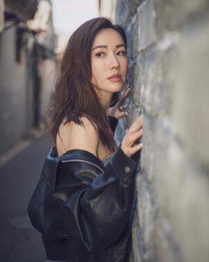 Selena Lee Instagram - 有feel 😎

#ootd #selenalee #街拍