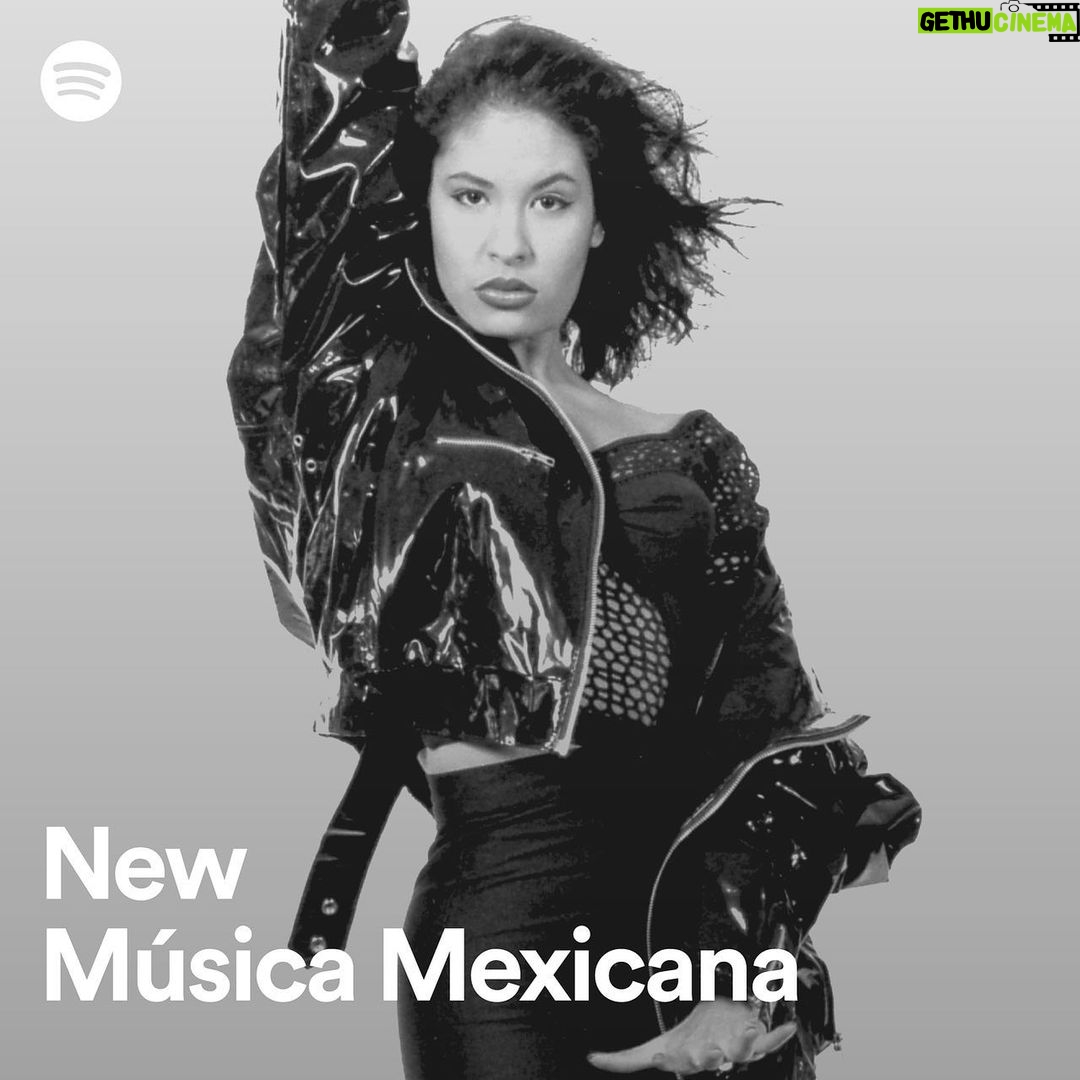 Selena Quintanilla Instagram - @Spotify New Música Mexicana featuring, “Cómo Te Quiero Yo A Ti”, Selena’s first new single off her highly anticipated album, “Moonchild Mixes”, releasing Aug 26th from @warnermusiclat @Spotify New Música Mexicana presenta, “Cómo Te Quiero Yo A Ti”, el primer sencillo nuevo de Selena de su muy esperado álbum, “Moonchild Mixes”, lanzado el 26 de agosto por @warnermusiclat LINK IN BIO ➡️ https://spoti.fi/3Q6uY7g @vivalatino #ComoTeQuieroYoATi #MoonchildMixes