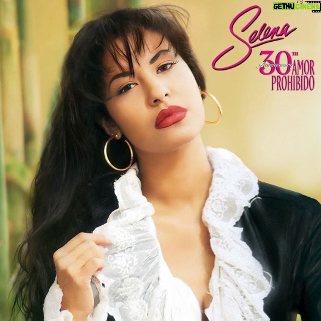 Selena Quintanilla Instagram - It’s been3⃣0⃣years since our hearts first went “Bidi bidi bom bom!” 💖 Celebrate by playing all of ‘Amor Prohibido’ on a TouchTunes jukebox near you! Han pasado 3⃣0⃣ años desde que nuestros corazones empezaron a latir “Bidi bidi bom bom!” 💖 ¡Celebra tocando ‘Amor Prohibido’ en completo en una TouchTunes jukebox cerca de ti! #SelenaQuintanilla #AmorProhibido30 #SelenaYLosDinos @touchtunes @universalmusicgroup @universalmusica @universalmusicgroup