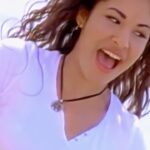Selena Quintanilla Instagram - 🎶 Cuando escucho esta canción Mi corazón quiere cantar así… whoa….🎶 Available only on Selena’s Official YouTube channel, listen and watch her remastered music video for “Bidi Bidi Bom Bom” in stunning 4K! Fun Fact: “Bidi Bidi Bom Bom” remained #1 for four consecutive weeks on Billboard’s “Hot Latin Songs” chart. #SelenaQuintanilla #SelenaYLosDinos #AmorProhibido30 #BidiBidiBomBom #4KRemastered #MusicVideo