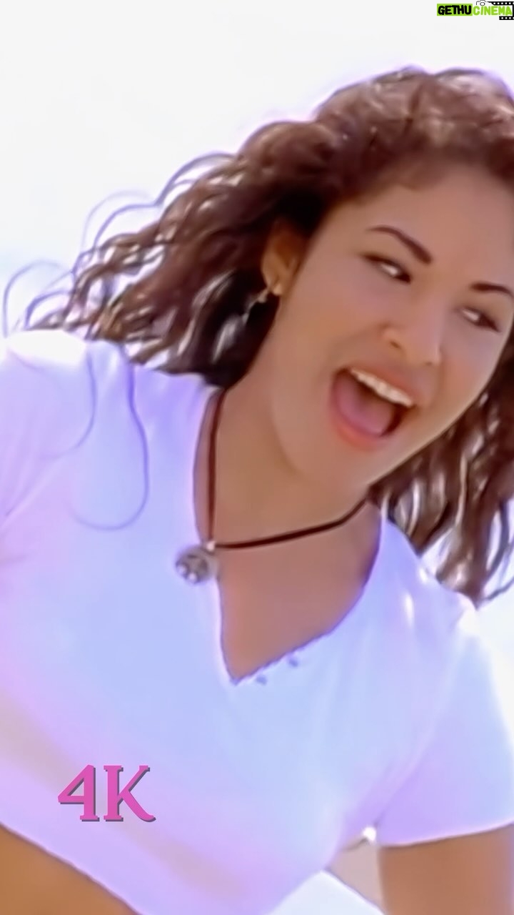 Selena Quintanilla Instagram - 🎶 Cuando escucho esta canciĂłn Mi corazĂłn quiere cantar asĂ… whoa….🎶 Available only on Selena’s Official YouTube channel, listen and watch her remastered music video for “Bidi Bidi Bom Bom” in stunning 4K! Fun Fact: “Bidi Bidi Bom Bom” remained #1 for four consecutive weeks on Billboard’s “Hot Latin Songs” chart. #SelenaQuintanilla #SelenaYLosDinos #AmorProhibido30 #BidiBidiBomBom #4KRemastered #MusicVideo