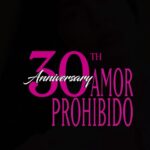 Selena Quintanilla Instagram - 🎵 ”Con unas ansias locas Quiero verte hoy, Espero ese momento En que escuche tu voz …”🎵 Stay tuned 💜 #AmorProhibido30 @universalmusica @universalmusicgroup
