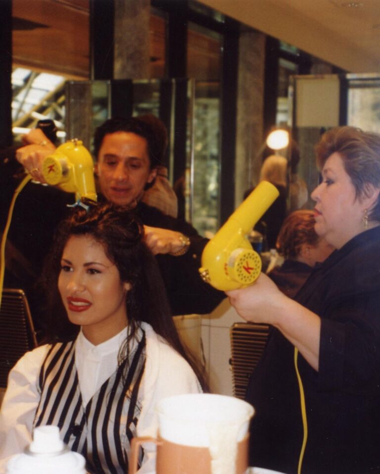 Selena Quintanilla Instagram - In 1994 hours before the 36th Annual Grammy Awards held in New York, Selena was with her sister Suzette having her hair styled in what would become one her most iconic timeless looks. This was Selena’s first Grammy experience and she was very excited. So excited that she took her camera with her so she can take pictures with other artists at the ceremony. However, they didn’t allow her to bring her camera with her but she jokingly said, “They didn’t allow me to bring my camera with me however, I left with this!”, holding her Grammy in a 1994 interview. @recordingacademy @radiocitymusichall Radio City Music Hall