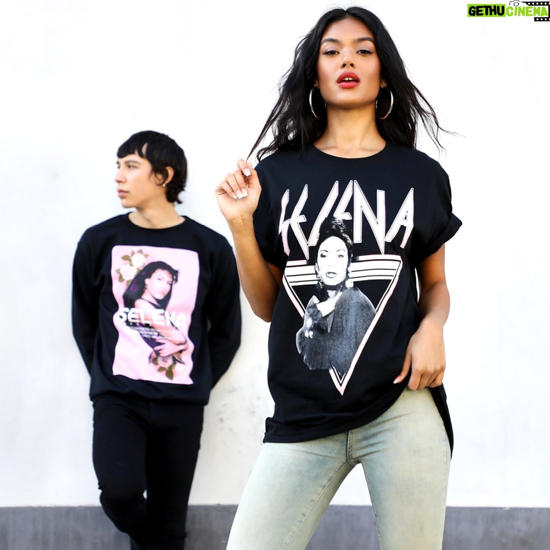 Selena Quintanilla Instagram - πππͺ ππππππ πππππ πππͺ ππ @Hottopic!β£ β£ Shop Black Friday Sale Today.β£ β£β£β£ β£Tees $12 Hoodies & Pullovers - Buy One, Get One $10! β£ β£ ππ’π§π€ π’π§ ππ’π¨.