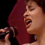 Selena Quintanilla Instagram - ⚡️ #FlashbackFriday ⚡️⁣ ¡Aquí tienes un clásico estilo Tejano de Selena y Los Dinos! La canción “Yo Me Voy” se presentó en el Houston Astrodome en 1994. ¿Cuáles son algunas de tus canciones Tejanas favoritas? 💜⁣ ⁣ ⚡️ #FlashbackFriday ⚡️⁣ Here’s a Selena y Los Dinos Tejano classic! “Yo Me Voy”, performed at the Houston Astrodome in 1994. What are some of your favorite Tejano songs? 💜