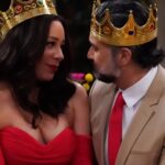 Selenis Leyva Instagram - Tomorrow catch the season 2 finale !!! Hour long of #lopezvslopez let’s just say engagement party , confessions wedding planning ex’s , therapy , piñatas…. It takes many many turns!!! @nbc with amazing guests !! @jaimecamil @tishacampbellmartin @michaelirby @officialjackieg #rosie #imhereee