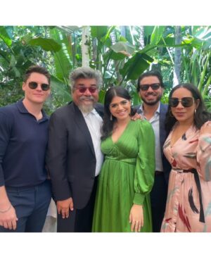 Selenis Leyva Instagram - I love being an actor ! I really do ! Every once in awhile you hit the jackpot and land a job that changes your life . That’s what I feel for #lopezvslopez and my fam there ! @georgelopez @mayanlopez @almadrigal @mattshively @enkyboys @debbywolfe so many wonderful artist! Grateful the strike is over . Grateful for this @imagenfound nomination. Let’s go ! Check us out on  #netflix @nbc  #bestsupportingactress #comedy #gracias 🙏🏽💋 congratulations George on your nomination #bestactor #comedy
