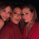 Selenis Leyva Instagram - It was a night of celebration #lacena #LA #latinx #actorslife #lopezvslopez shared space with a lot of good people 🙏🏽