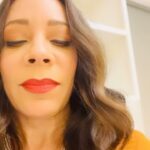 Selenis Leyva Instagram - On this April 1st let me share … I got the sauce !!! No it’s not April fools it’s real !!! @lisarinna thank you for the laughs ! Can’t wait for people to watch you play with us on #lopezvslopez new season out tomorrow!!!!!!!!!! On @nbc next day on @peacock all of season 1 streaming on @netflix now . Life is good mi gente! It’s good ! #actorslife #blessed 💋💋💋💋💋#harrysspecialsauce @harryhamlin
