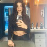 Selin Şekerci Instagram - My new obsession is mirror selfies😎