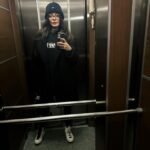 Selin Şekerci Instagram - My new obsession is mirror selfies😎