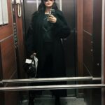 Selin Şekerci Instagram - My new obsession is mirror selfies😎