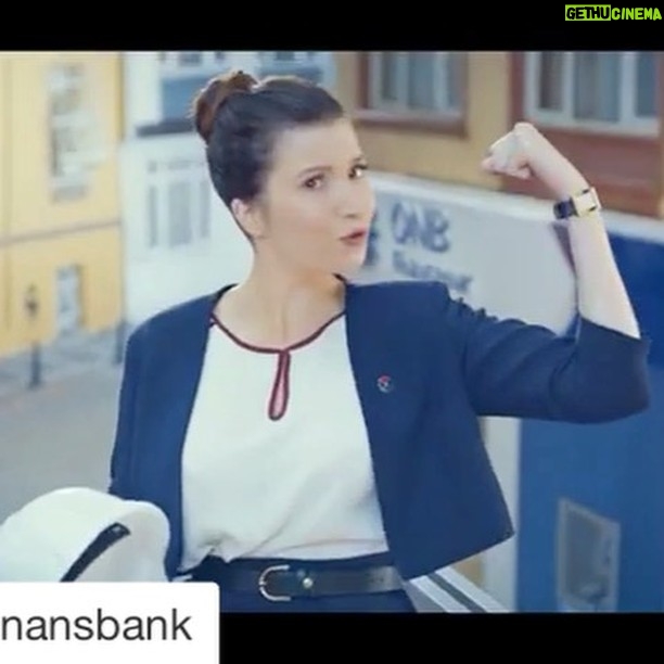 Selma Ergeç Instagram - #qnbfinansbank #qnbfinansbankoldukgucumuzeguckattik #qnb 💪🏼😊