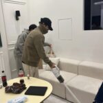Seo In-guk Instagram – 아지트에서 청소중